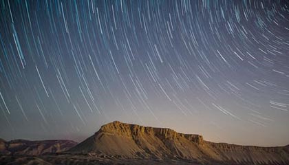 开云官方平台-世纪之战：经典对抗的“重现”，激发新一波篮球热潮，世纪之战足球