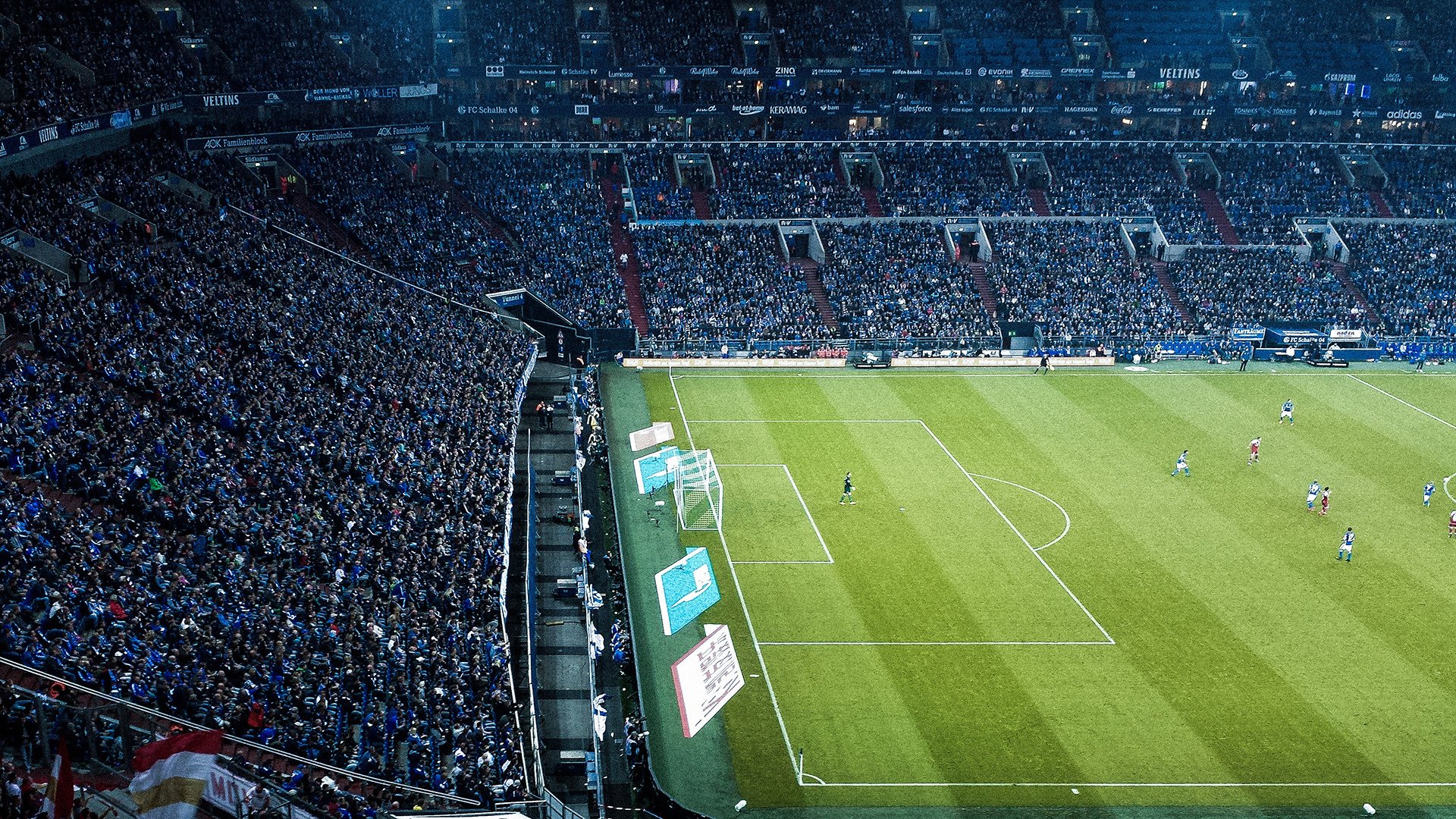 -托桑·埃夫布奥姆万在NBA常规赛中砍下22分，布冯和埃托奥